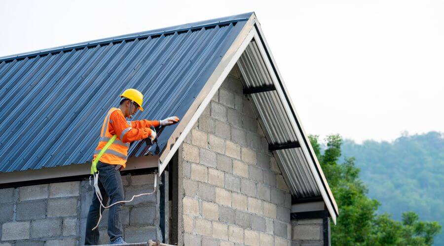 Professional Flat Roofing Installation in Lincolnville, KS